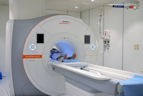 Betere beeldkwaliteit en snellere dienstverlening door nieuwe MRI