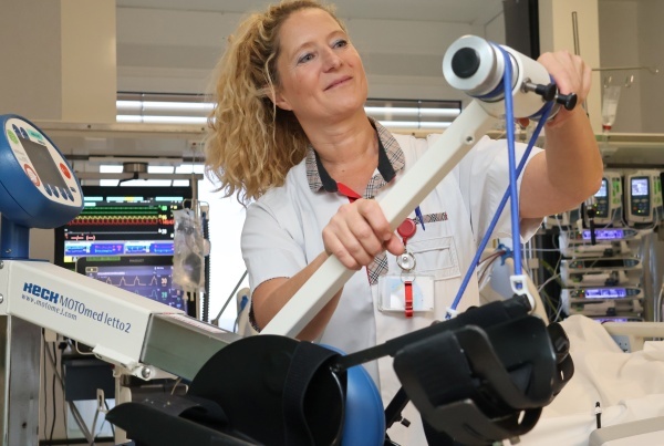 Qui bouge plus vite, récupère mieux. Même en soins intensifs !