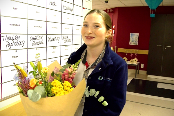 Mila is eerste basisverpleegkundige in AZ Sint-Maria